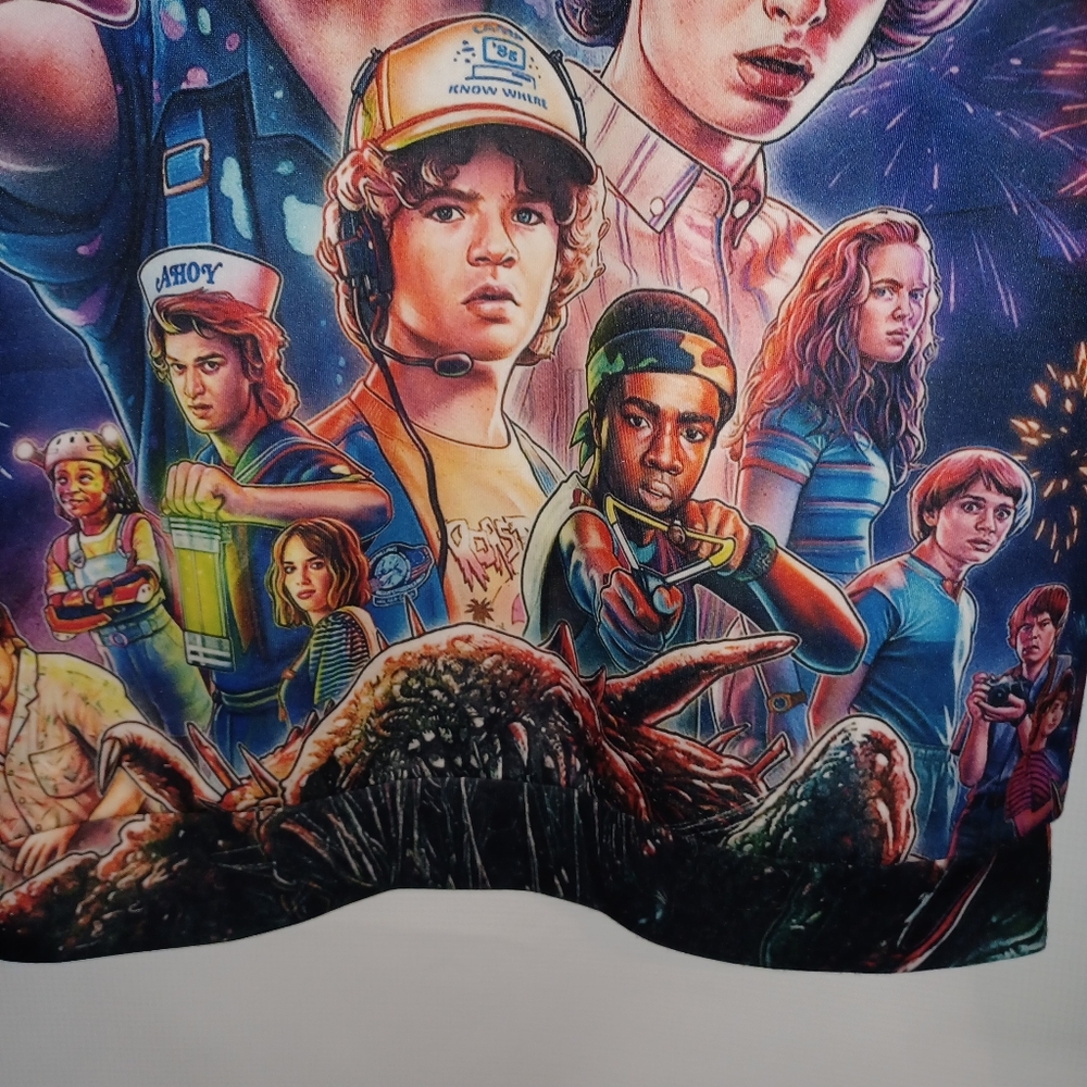Stranger Things 3 Colorful Graphic Hoodie Great Graphics All Over Awesome - Picture 9 of 12